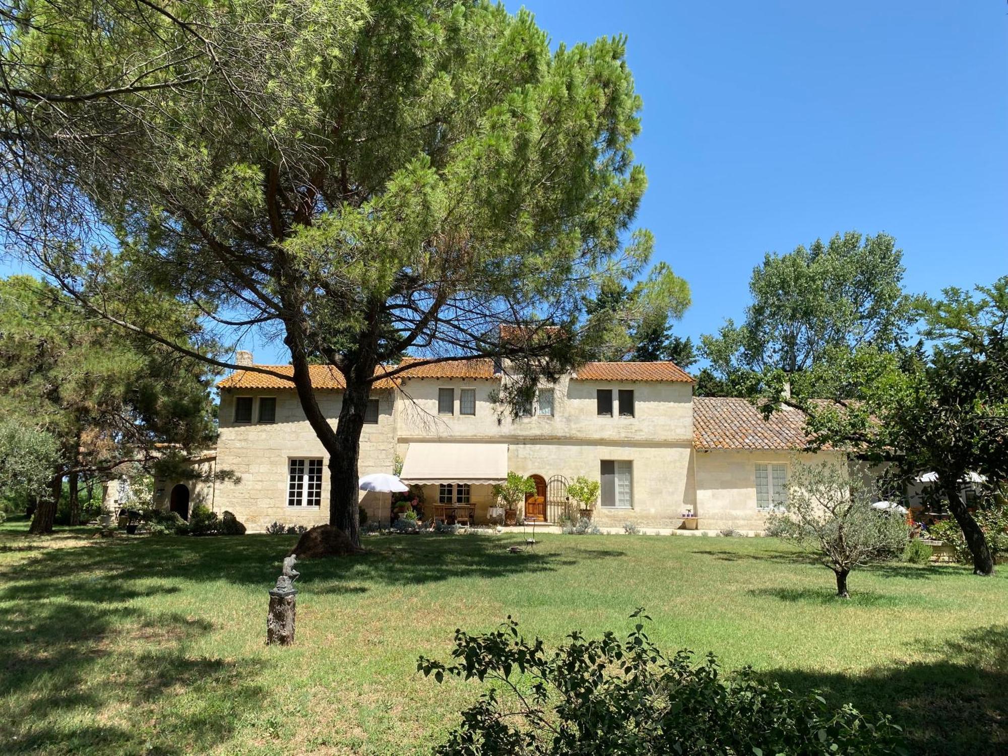 Mas Antonine Cigalle Arles Exterior foto