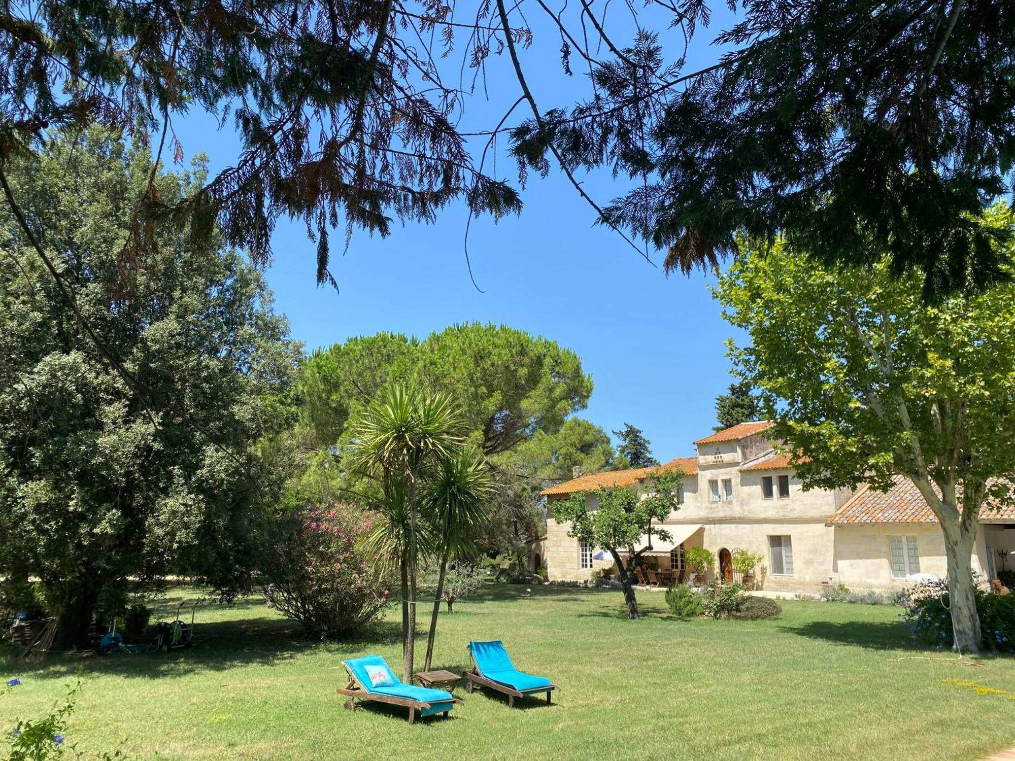 Mas Antonine Cigalle Arles Exterior foto
